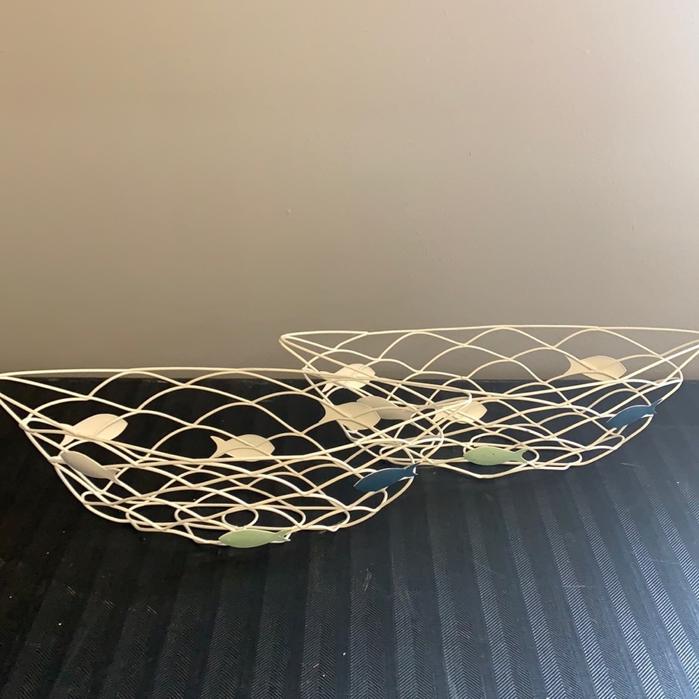 Set of 2 white wire “net” baskets fish lake cabin country summer bread trinket